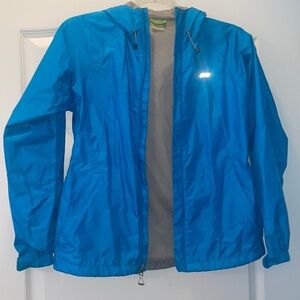 Koppen Size Small rain jacket